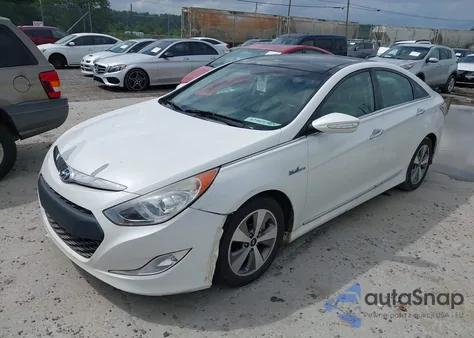 2011 Hyundai Sonata Hybrid from USA, damaged, VIN KMHEC4A49BA007351